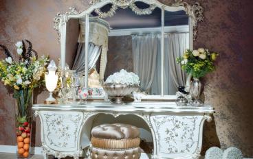 Туалетный столик MAYLEA Asnaghi Interiors La Boutique L5 3804 с зеркалом L5 3805 и пуфом L5 3806image 1