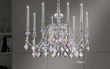 8-рожковая люстра Chic 8 от Masiero Atelier Chandeliers с отделкой из сусального серебра и подвесами из цветного хрусталяimage 1