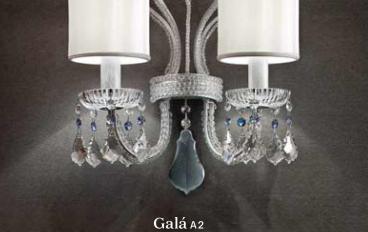 Настенный 2-рожковый светильник Gala A2 от Masiero Atelier Chandeliers с кружевными абажурами и хрустальными подвесамиimage 1